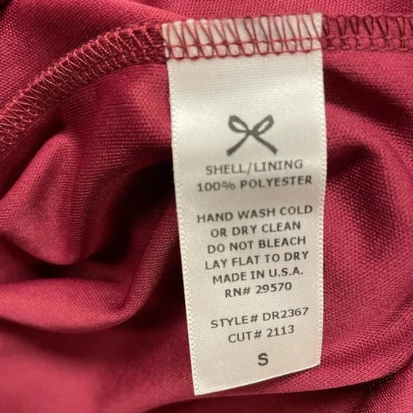 Everly Elephant Print Burgandy Mini Dress Size Small - Picture 8 of 8